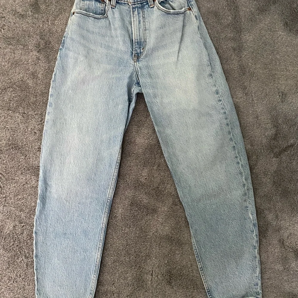 Abercrombie & Fitch Light Blue High Rise Jeans - Picture 1 of 4